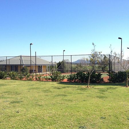 Hotel Tranquil Vale Vineyard Luskintyre Exterior foto